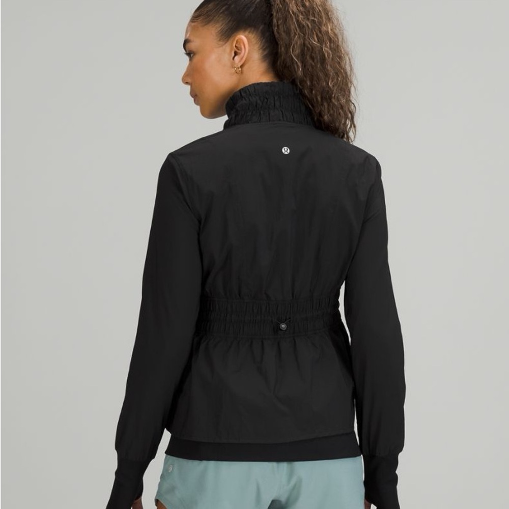Lululemon Black Cinch-Waist Sights Seen Jacket